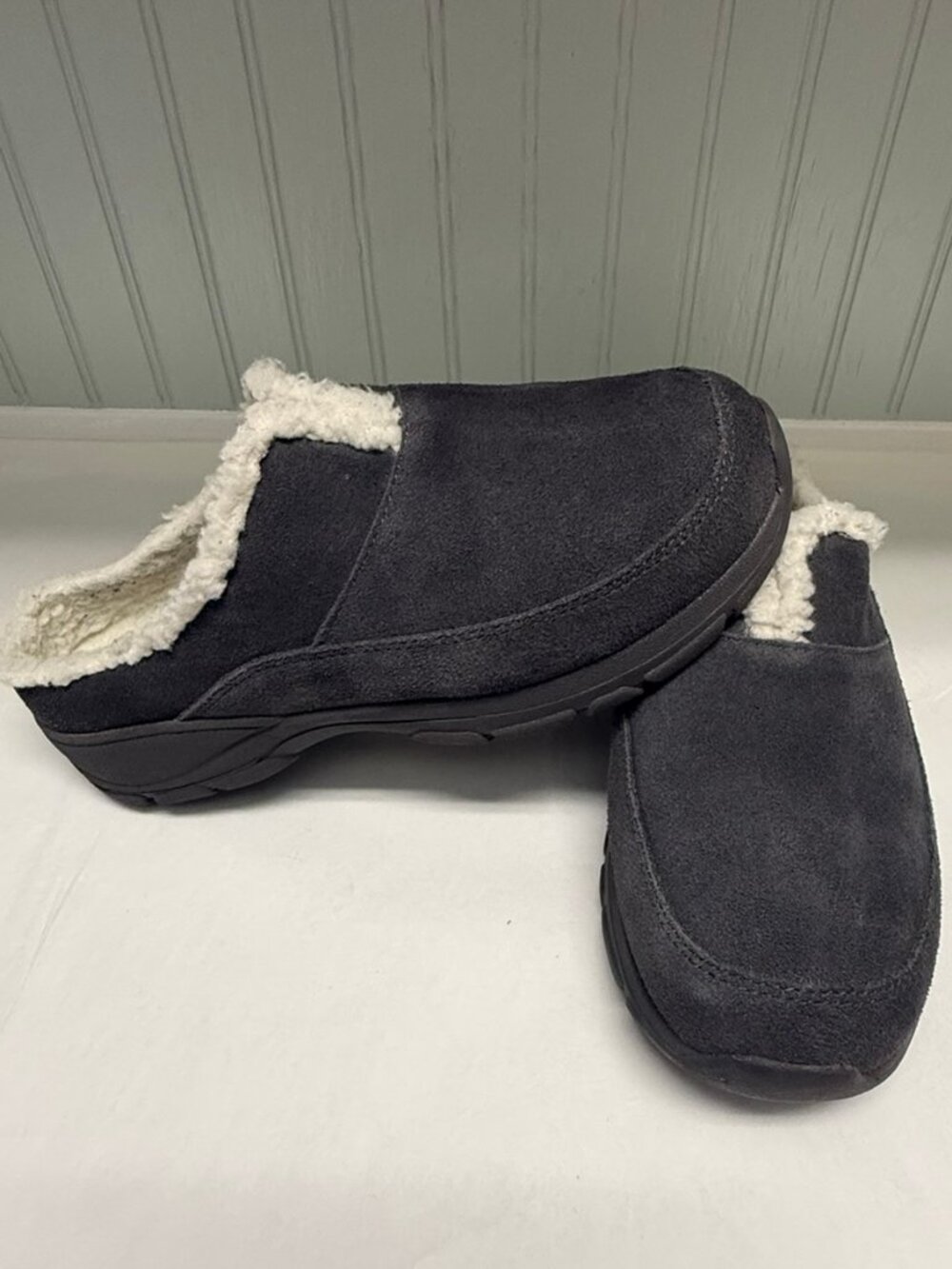 LANDS' END Suede Mules with Sherpa Fleece Lining Size 9.5 Like New